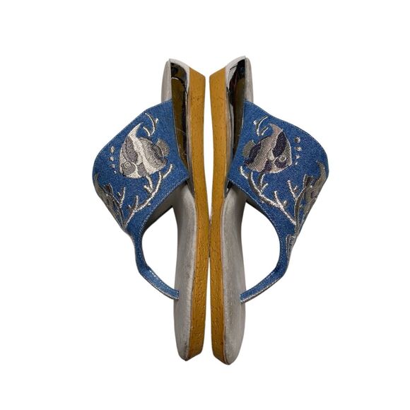 Annie Embroidered Denim Fish Sandals Womens 7.5 Slip On Casual Comfort Shoes - Picture 3 of 8